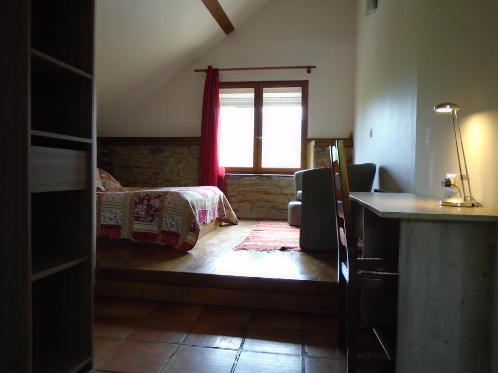 La Ferme Aux Sangliers - Micalet Villa Issor Exteriör bild